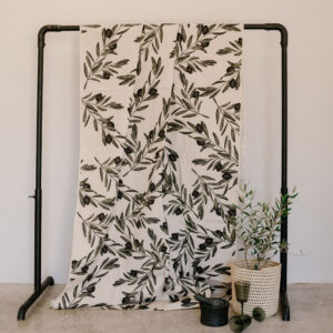 Standard 6 Seater Olive Print Table Cloth
